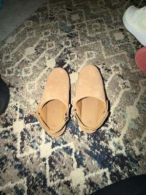 UGG Goldencoast Clog II Sand Suede Slingback